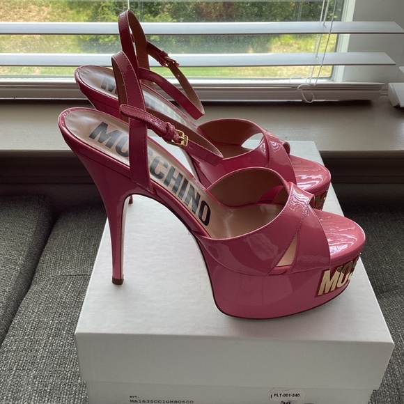 Moschino Logo Sole Platform Sandal (Women) 8US / 38EU - Picture 3 of 14